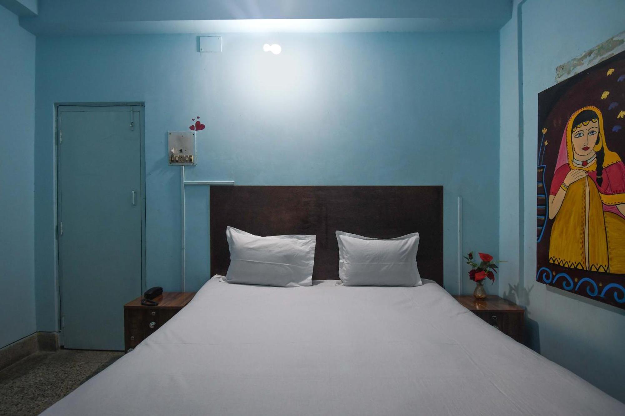 Hotel O Blue Cherry Guest House Kalkutta Exterior foto